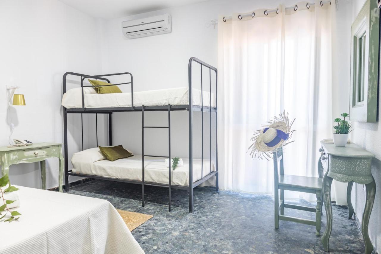 Hotel Marhava Conil De La Frontera Luaran gambar